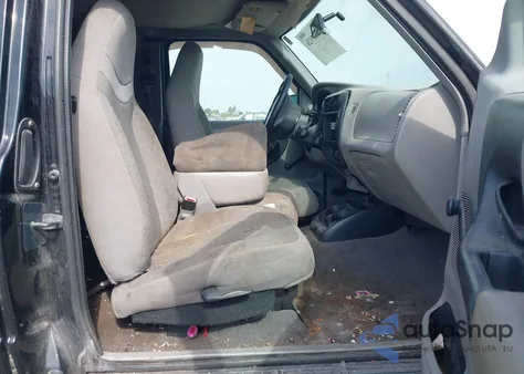 2000 Ford Ranger Xl/Xlt from USA, damaged, VIN 1FTYR14V0YTA00353